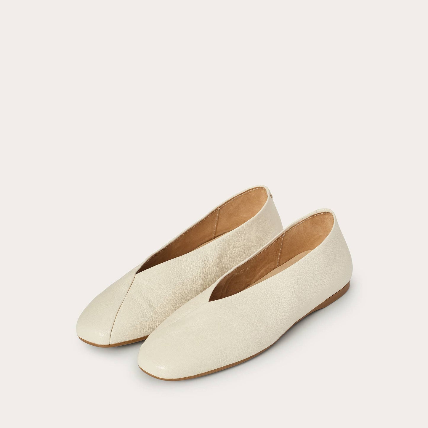Aria Ballerina by Bagalan Studio